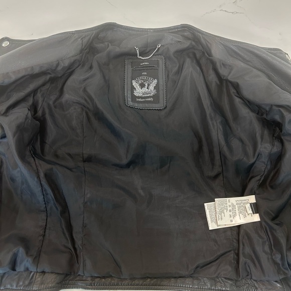 Diesel Black Leather Jacket! - Picture 11 of 16